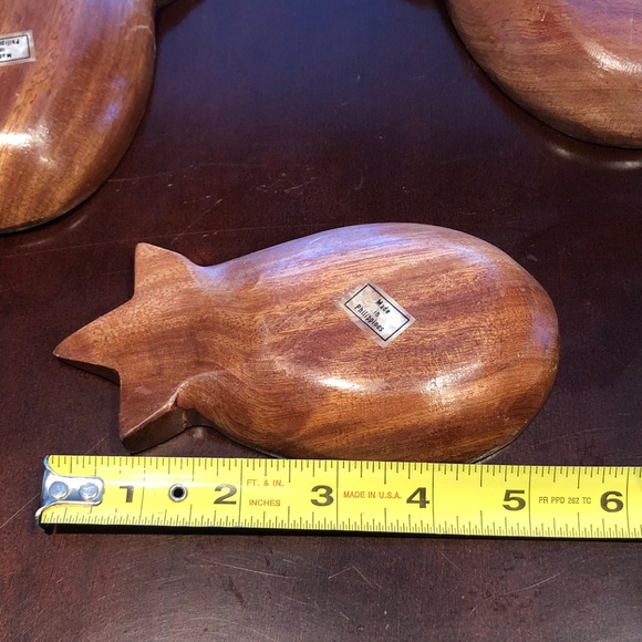 MCM Wooden Pineapple-Shaped Serving Bowls set of 3 - Picture 5 of 16